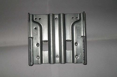 关于压铸模具制造加工中对材料有什么要求？
