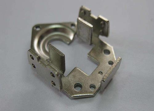 冲压工艺在汽车制造业中的关键应用